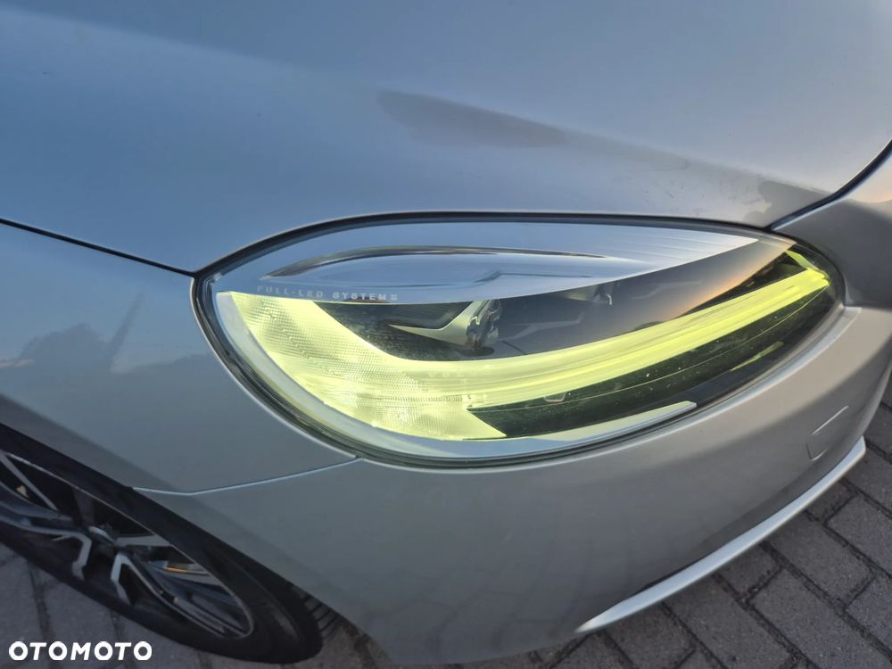 Volvo V40 D2 Inscription - 25