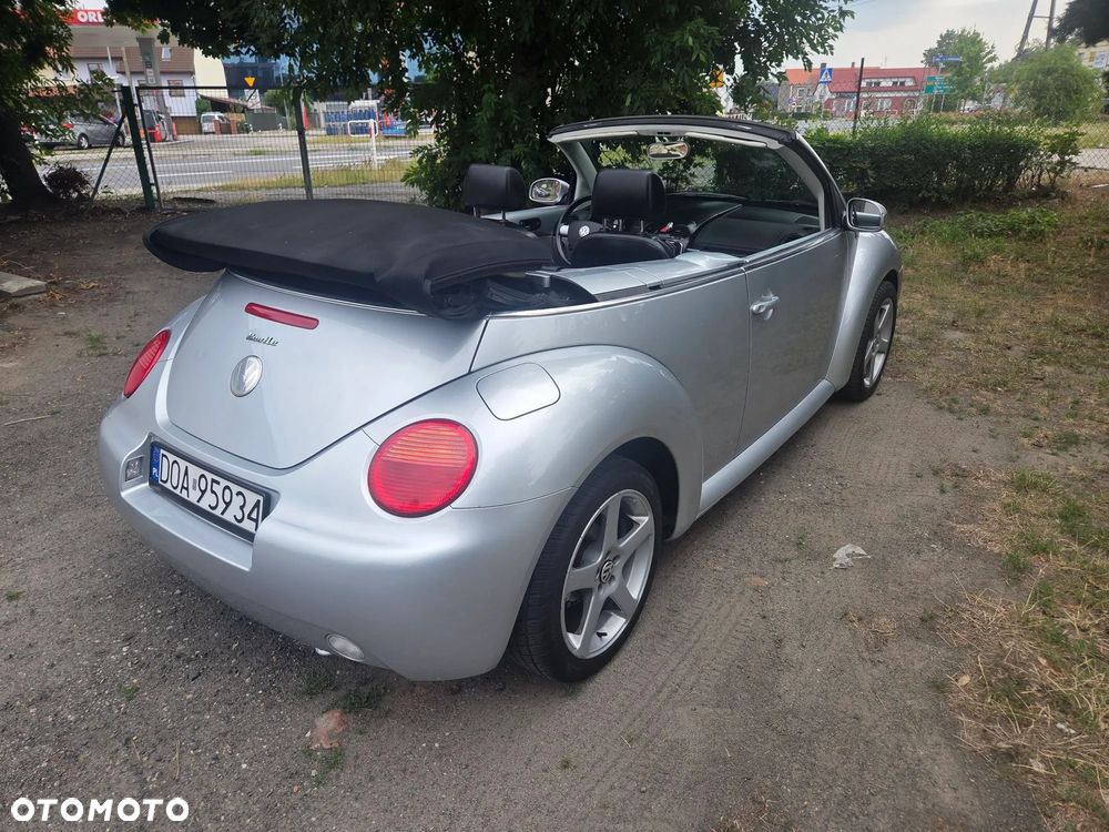 Volkswagen New Beetle 2.0 - 9