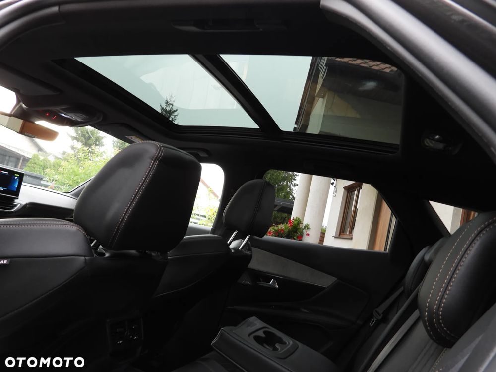 Peugeot 3008 225 e-EAT8 GT - 33