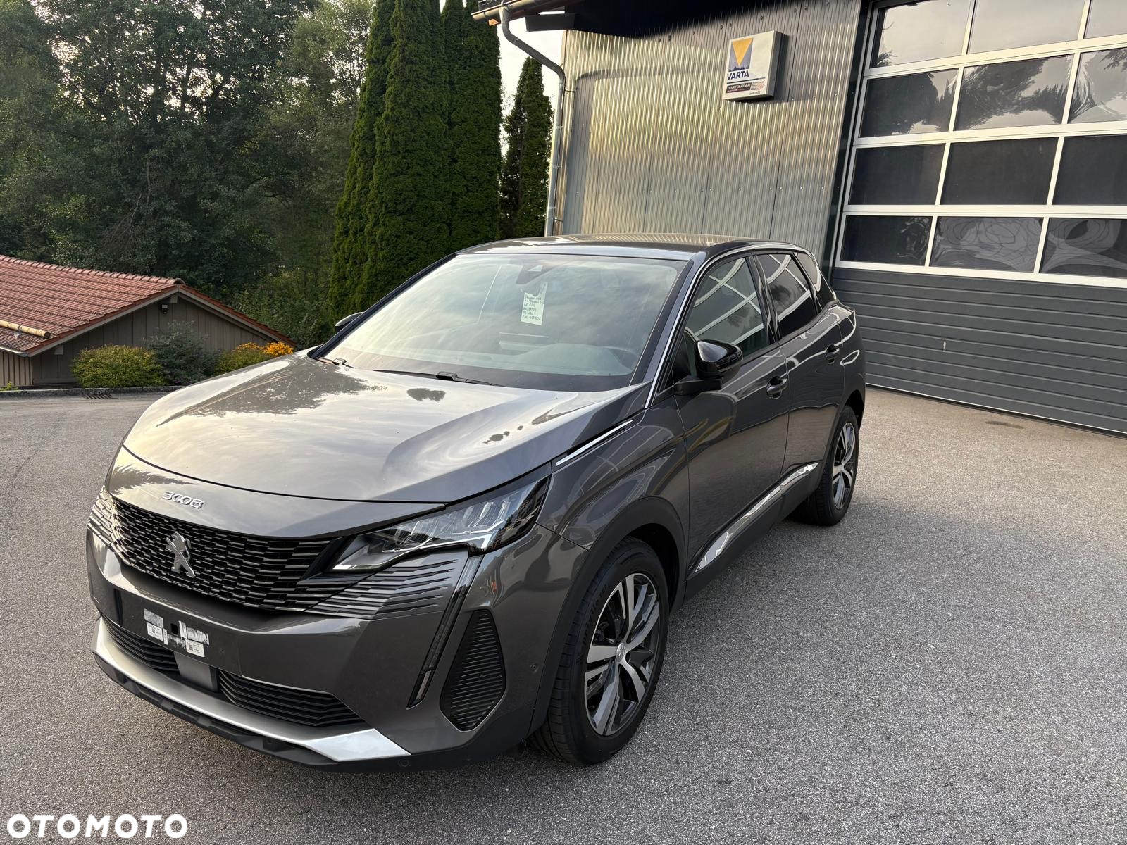 Peugeot 3008 1.2 PureTech Allure S&S - 9