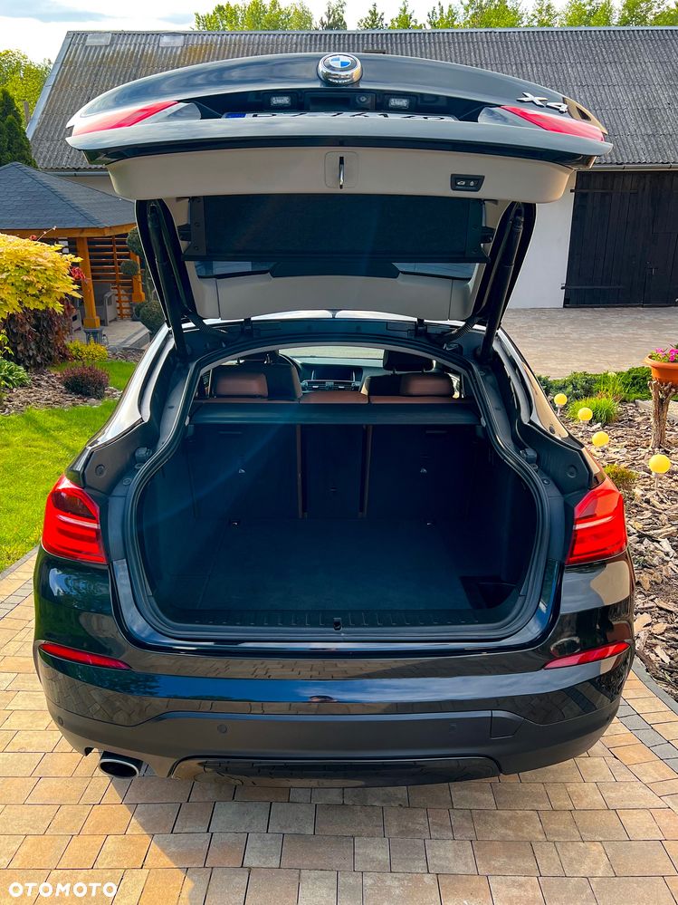 BMW X4 xDrive20d - 9