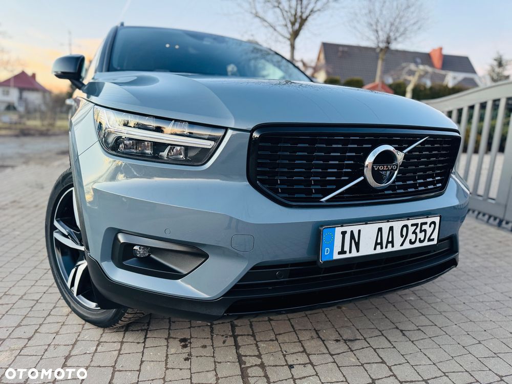 Volvo XC 40 D4 AWD Geartronic R-Design - 30