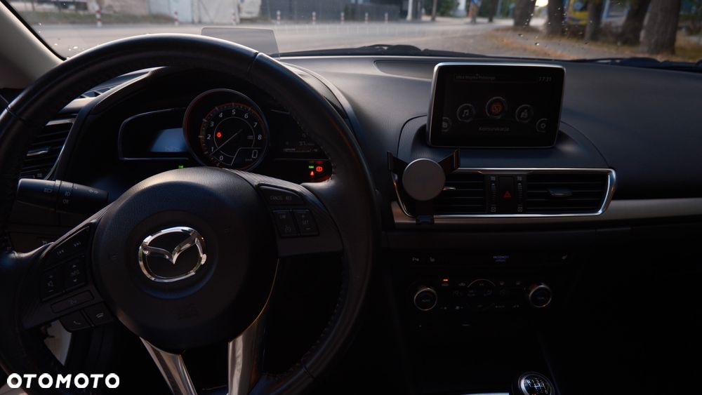 Mazda 3 - 16