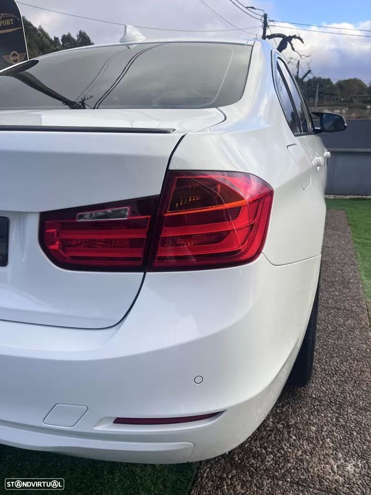 BMW 316 d Line Sport - 15