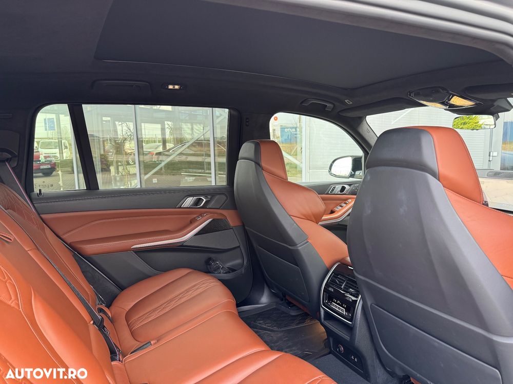 BMW X7 M60i xDrive - 11