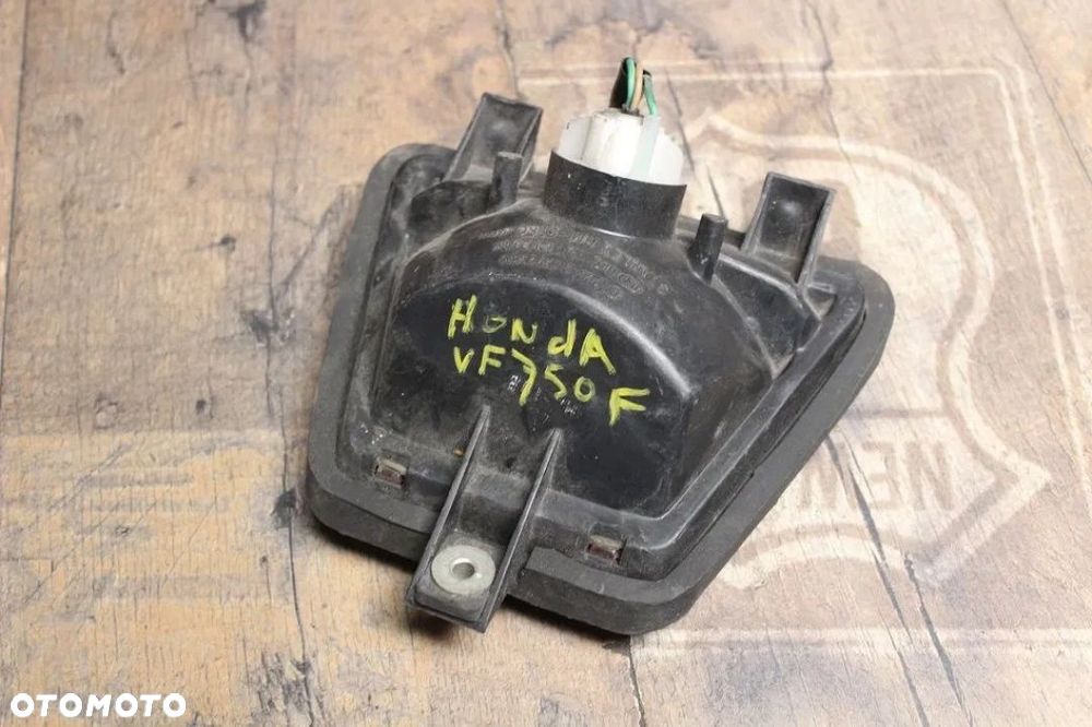 Lampa tył Honda VF750F Interceptor - 4