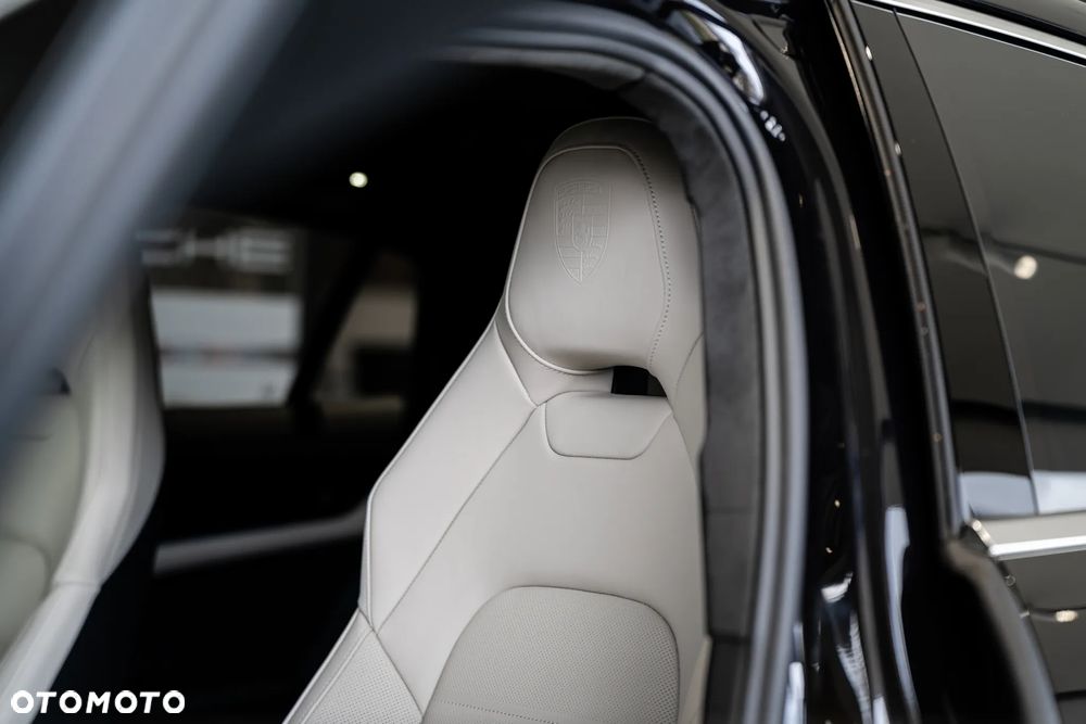 Porsche Panamera 4S E-Hybrid - 19