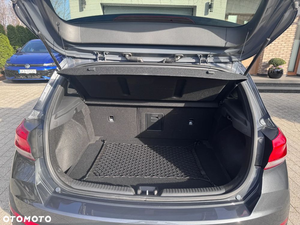 Hyundai i30 1.5 DPI Comfort - 17