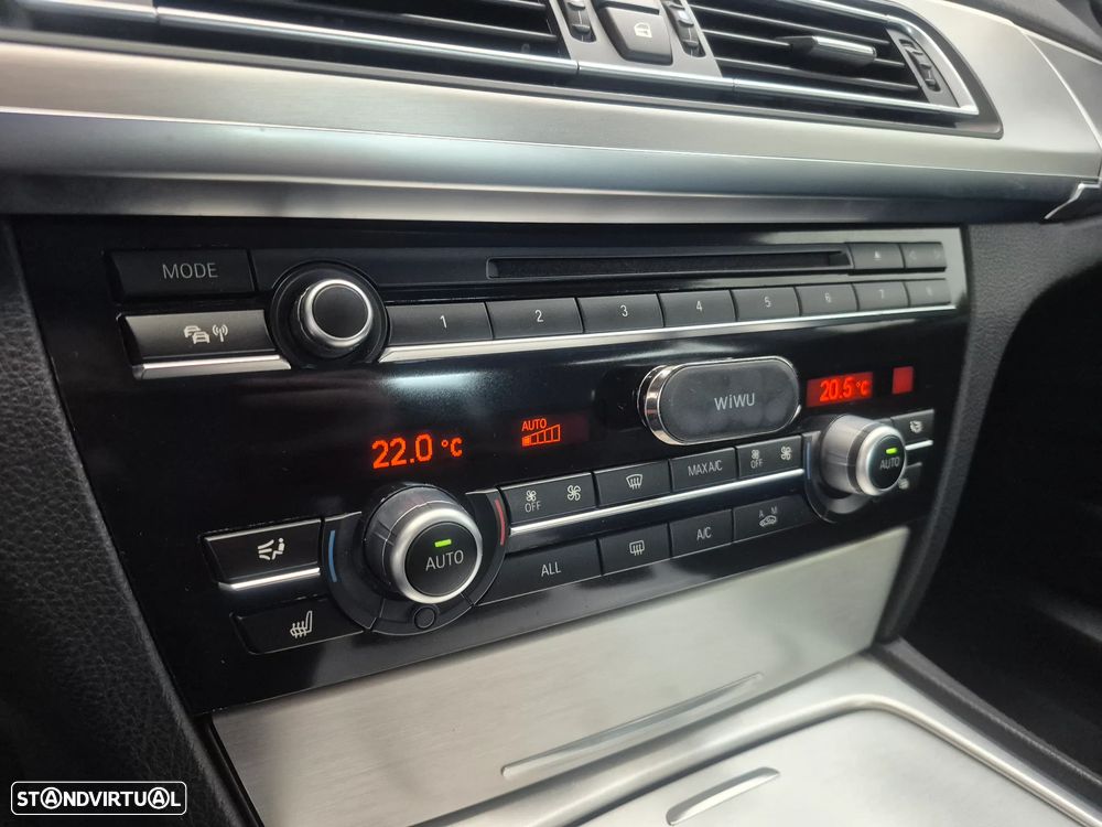 BMW 730 d xDrive - 18