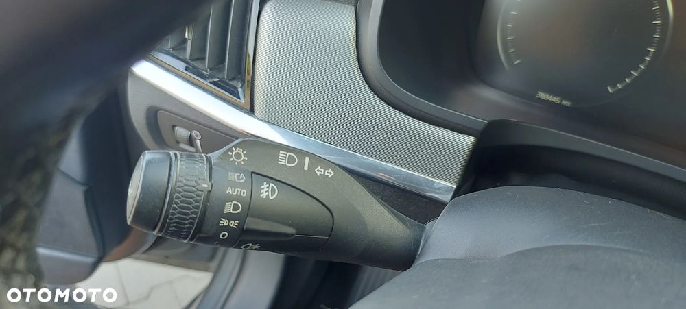 Volvo V90 - 25