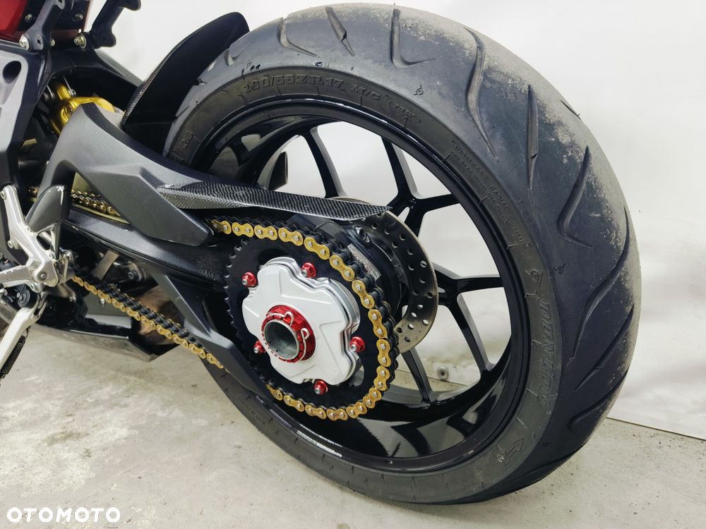 MV AGUSTA F3 - 24