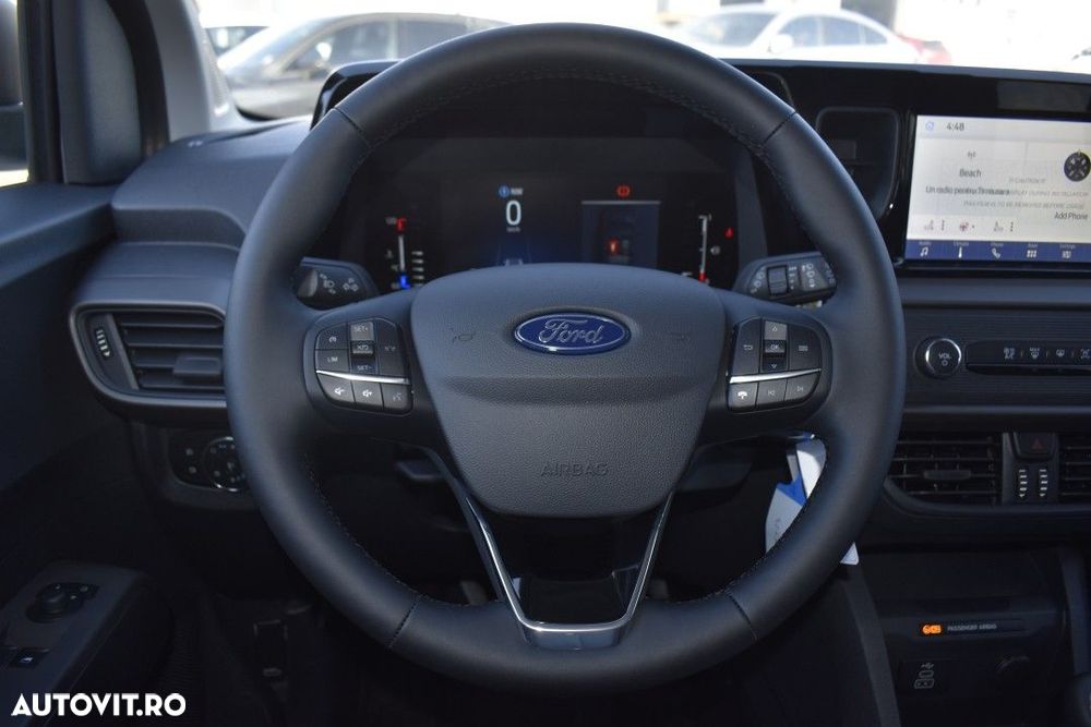 Ford Tourneo Courier - 15