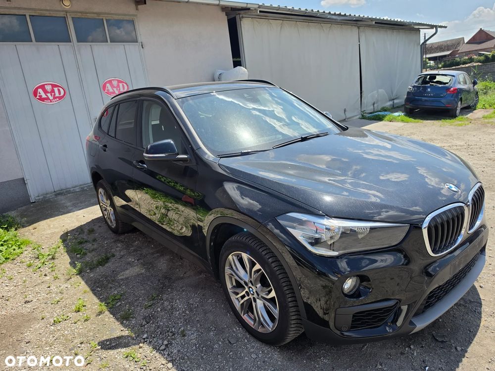 BMW X1 sDrive18i - 15