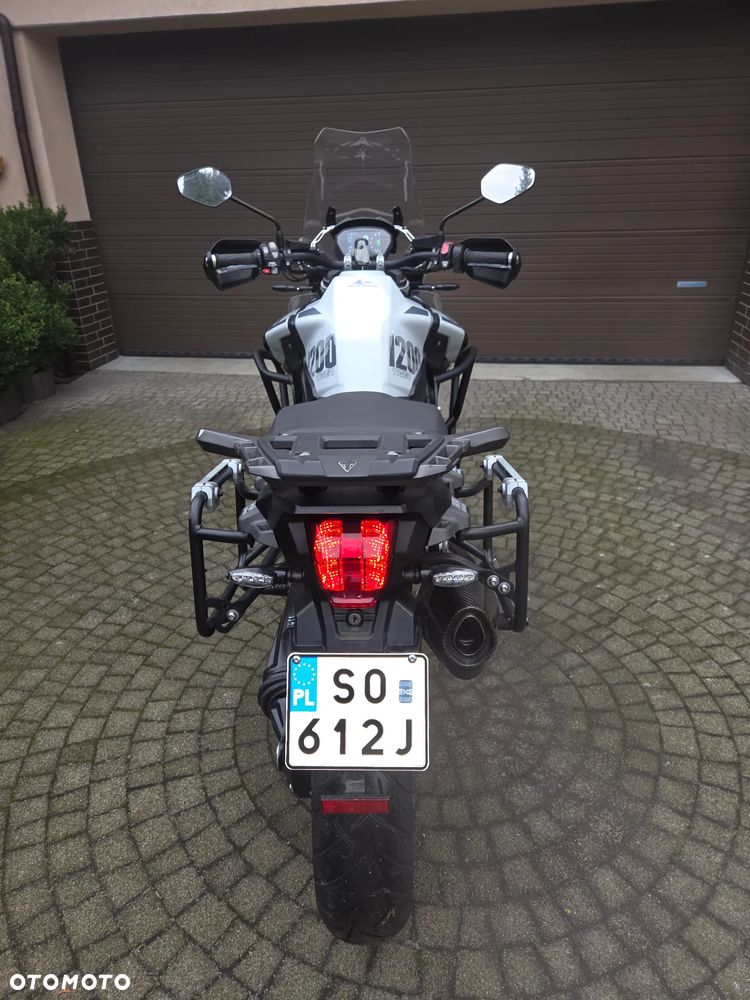Triumph Tiger - 10