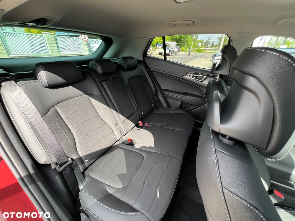 Kia Sportage 1.6 T-GDI HEV Anniversary 2WD - 19
