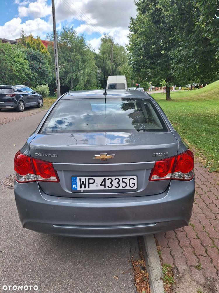 Chevrolet Cruze - 1