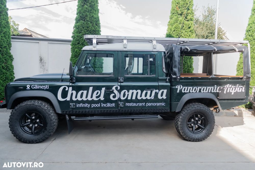 Land Rover Defender - 12