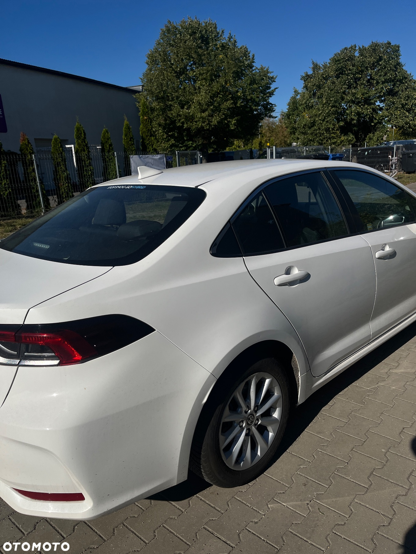 Toyota Corolla 1.8 Hybrid Comfort - 16