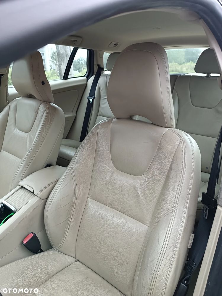 Volvo V60 - 4