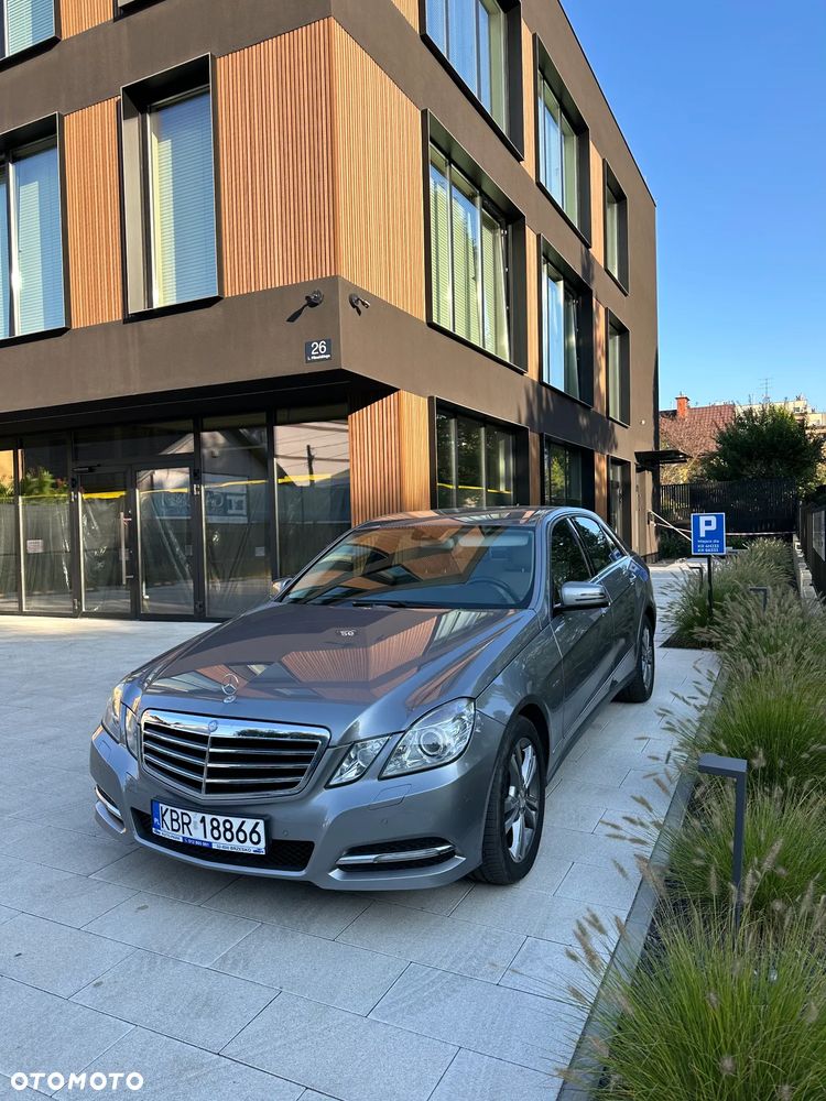 Mercedes-Benz Klasa E 350 4-Matic BlueEff Avantgarde - 1