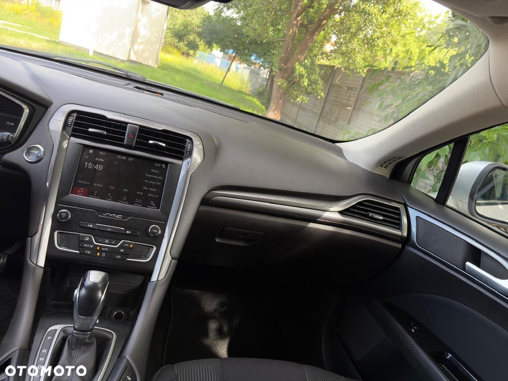 Ford Mondeo 2.0 Hybrid Titanium - 21