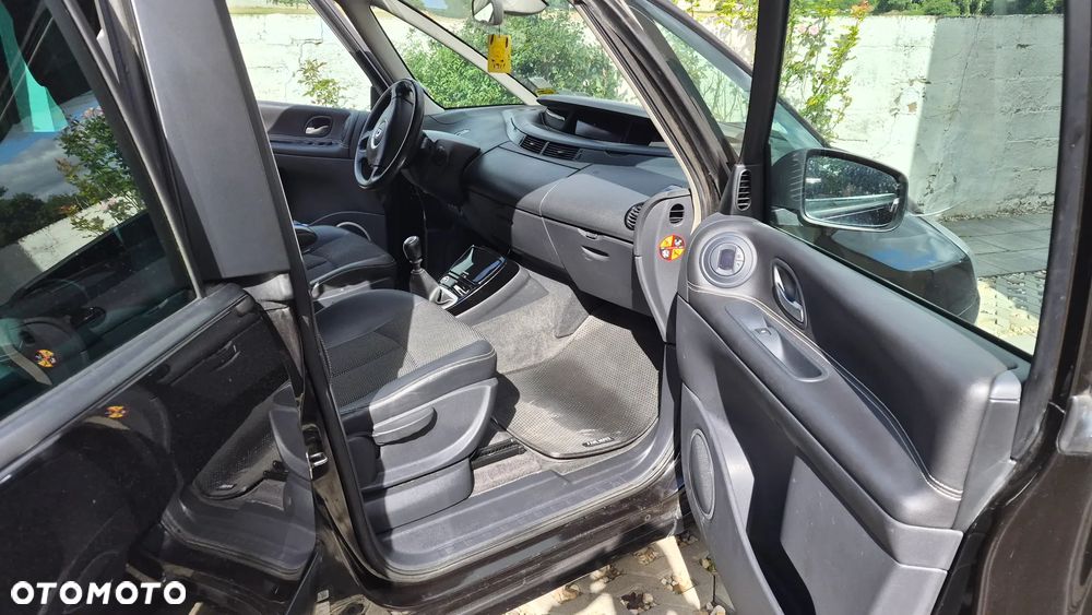 Renault Espace 2.0 dCi Privilege - 15