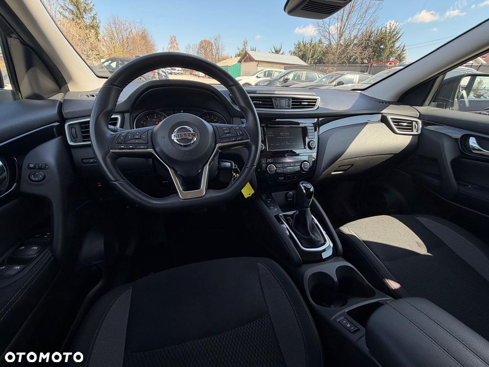 Nissan Qashqai 1.3 DIG-T DCT N-TEC - 27