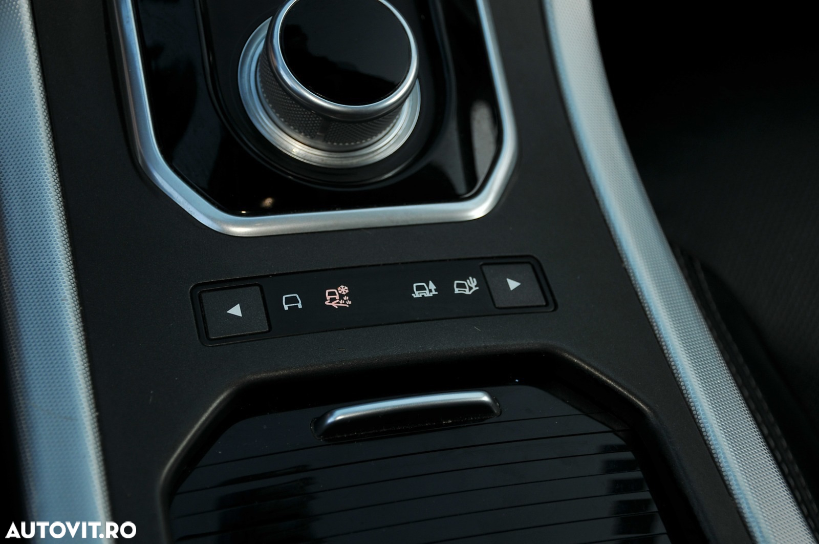 Land Rover Range Rover Evoque - 22