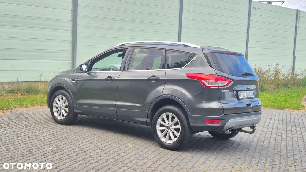 Ford Kuga 2.0 TDCi 2x4 Titanium - 17