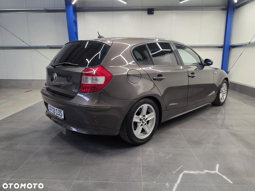 BMW Seria 1 118i - 4