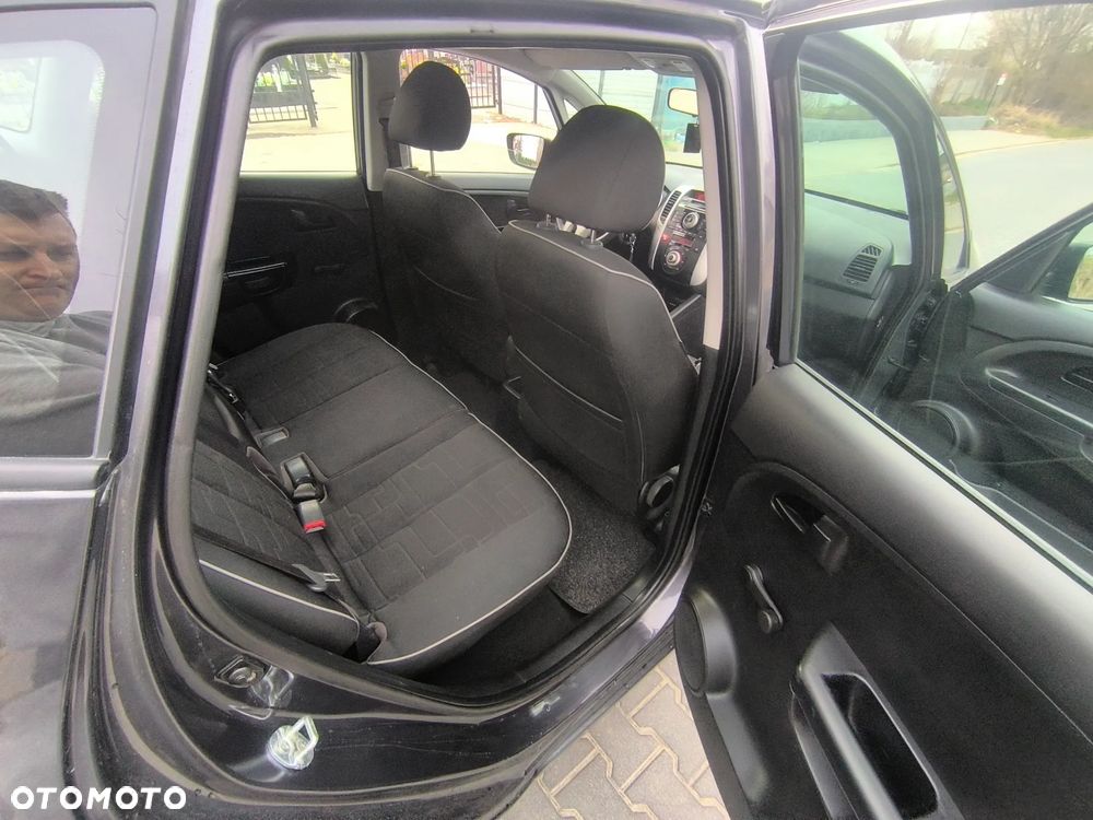 Kia Venga 1.4 CRDi M - 20