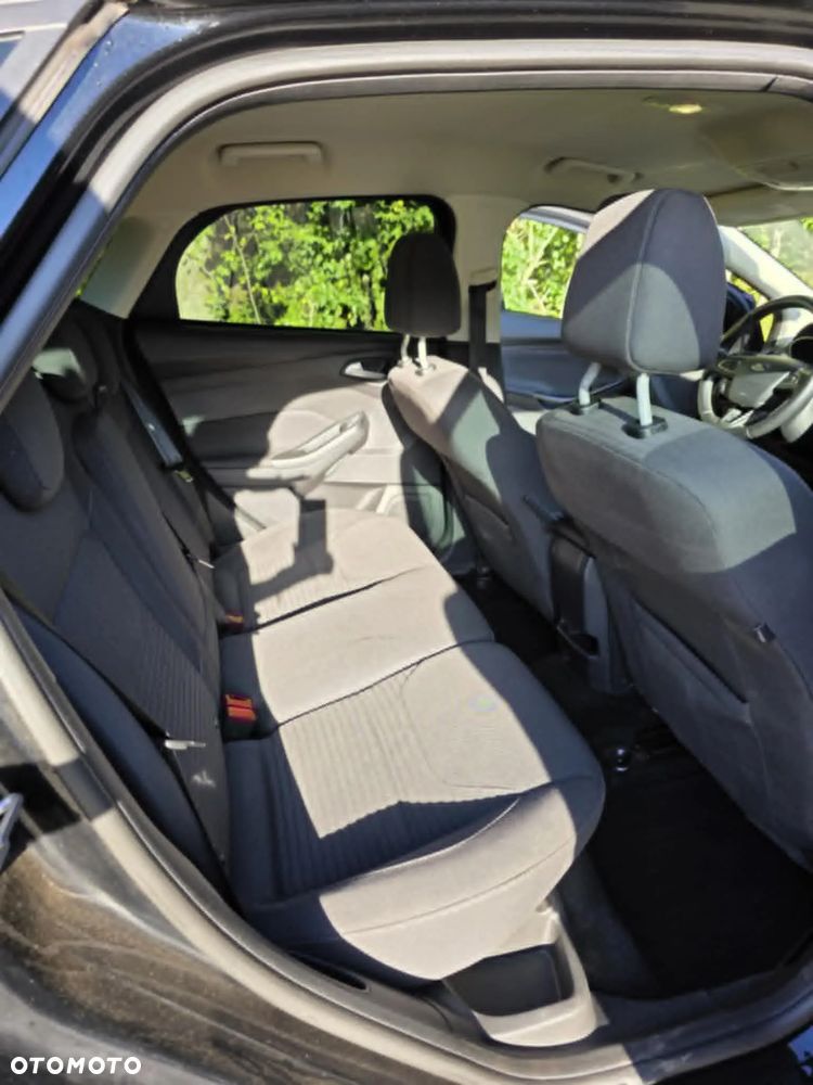 Ford Focus 1.5 EcoBoost Titanium ASS - 10