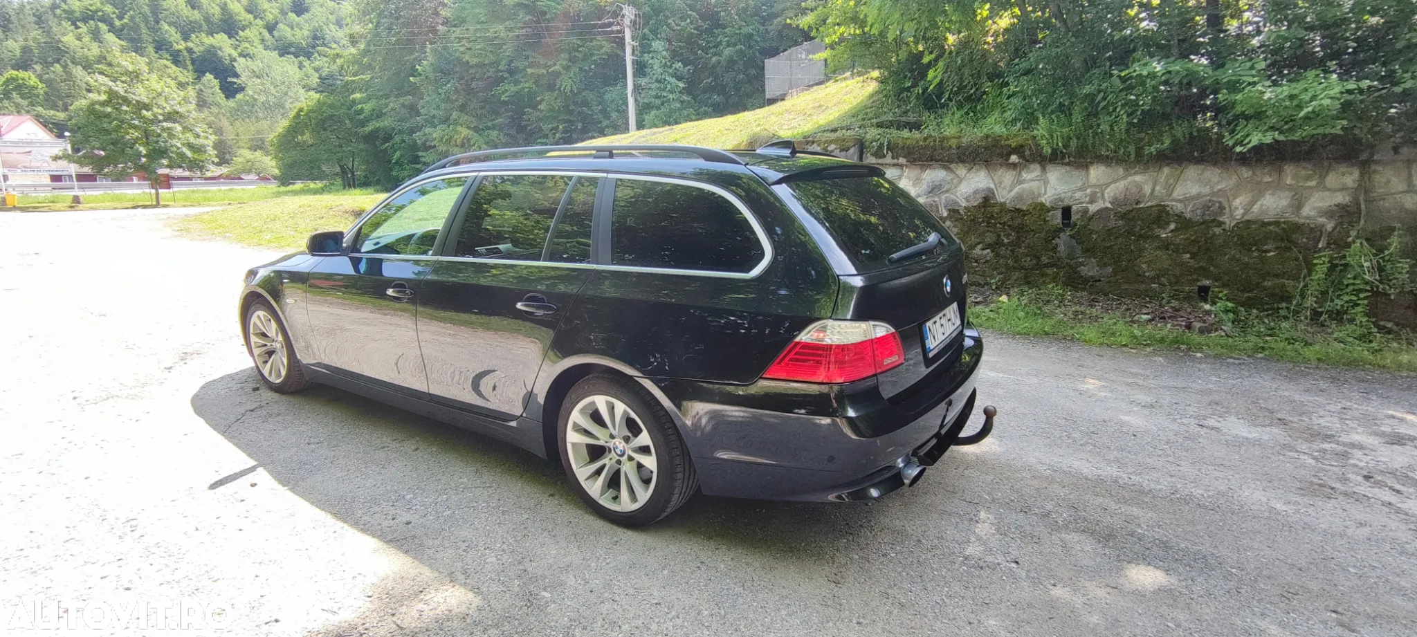 BMW Seria 5 520d Touring Aut. Special Edition - 4