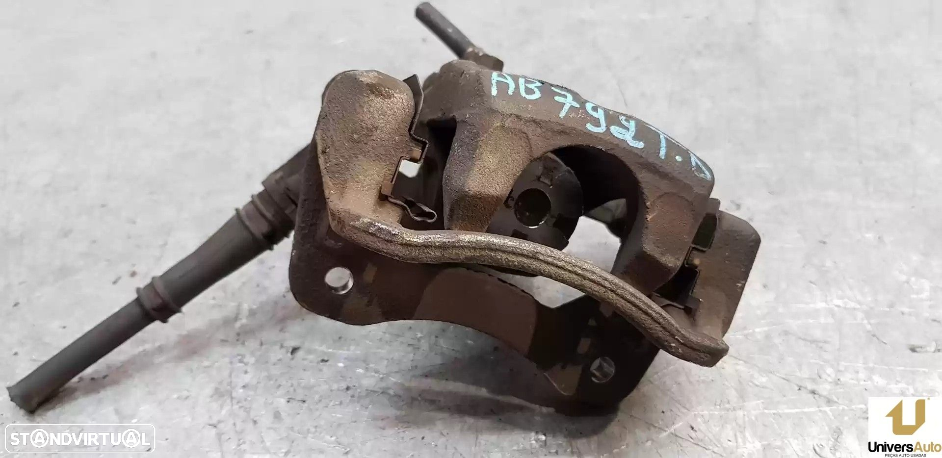 PINÇA TRAVÃO TRASEIRA DIREITA KIA CARENS IV 2017 -58230A4100 - 2