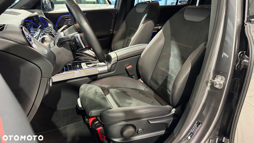 Mercedes-Benz GLB 200 AMG Line 7G-DCT - 13