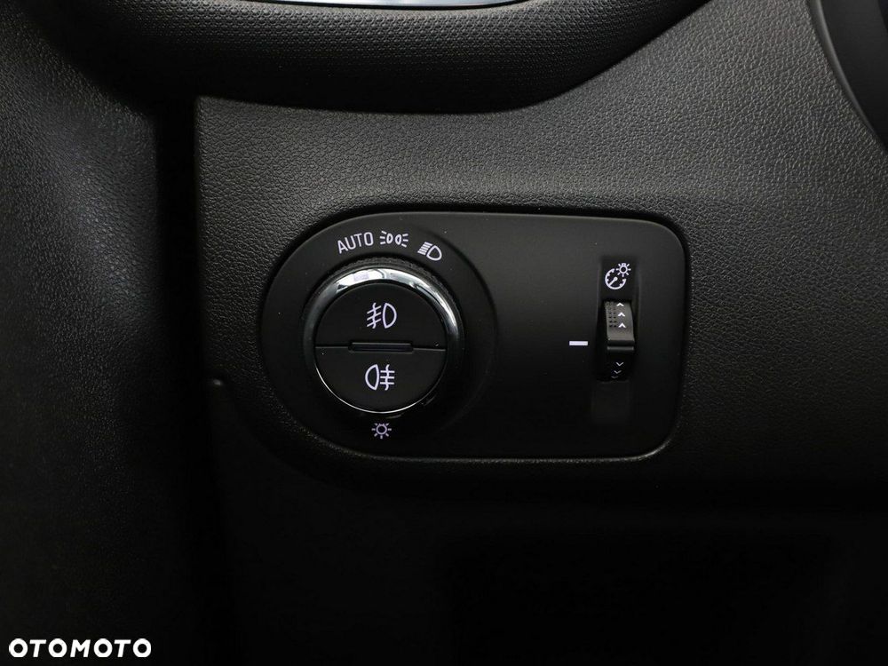 Opel Crossland X 1.6 Start/Stop Innovation - 33