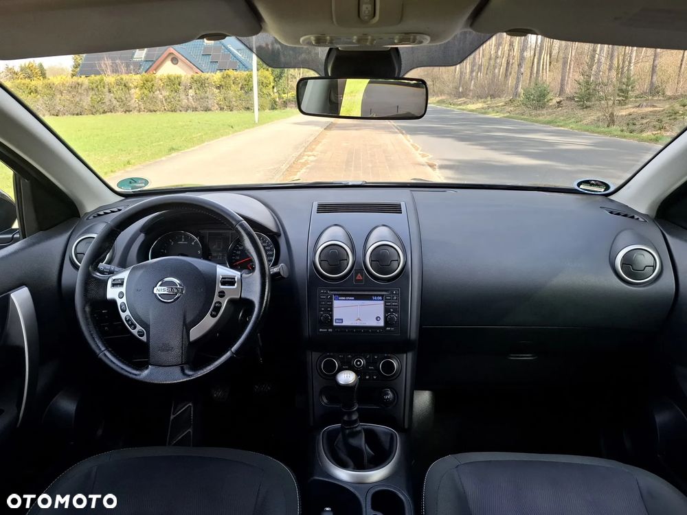 Nissan Qashqai+2 - 5