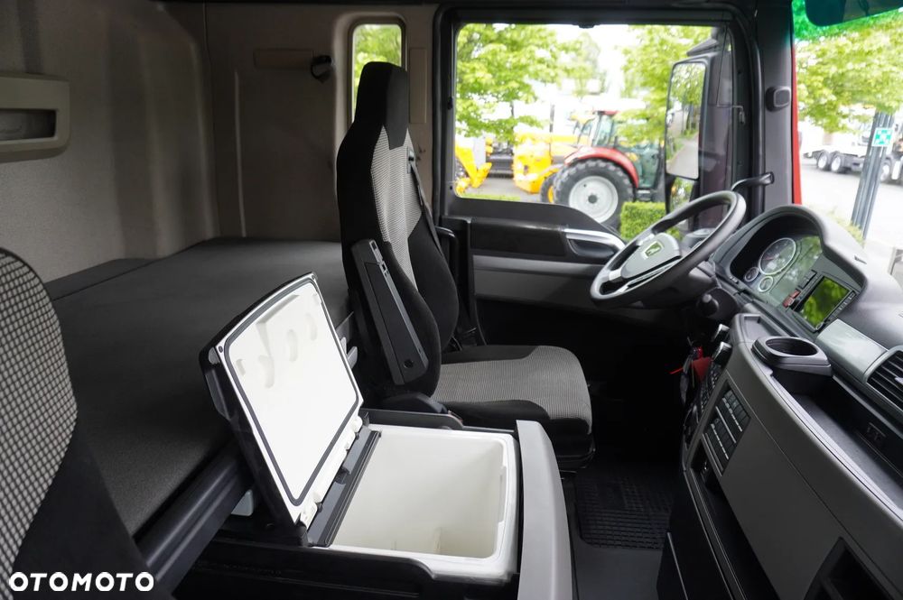 MAN TGX 33.640 6x4 / DMC 70000 kg / 280 tys. km - 26