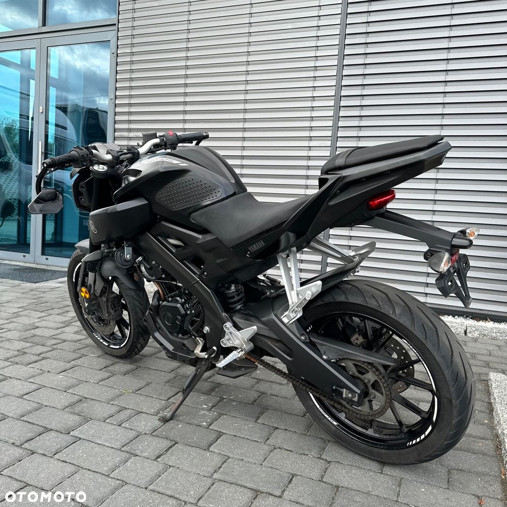 Yamaha MT - 9