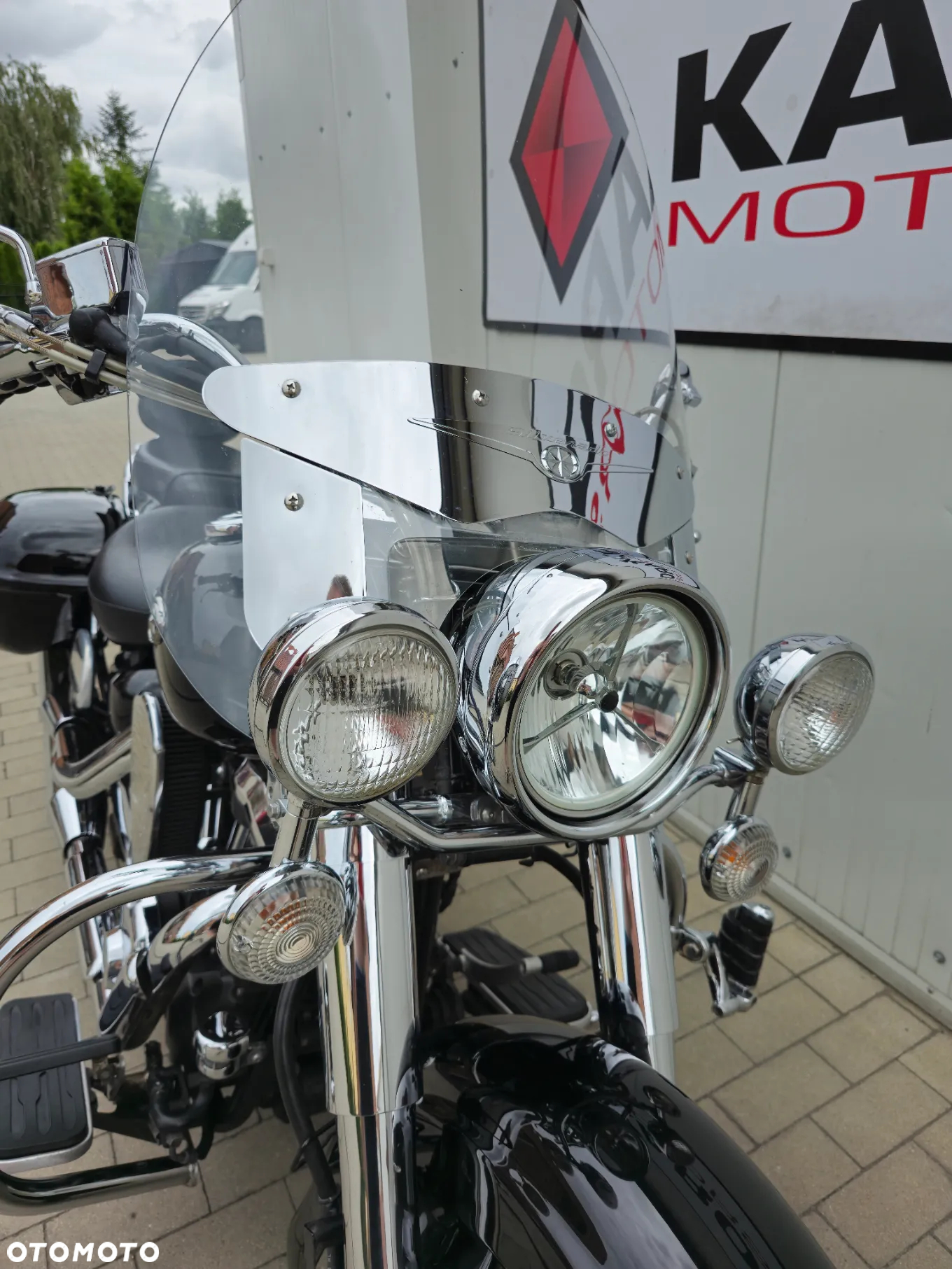 Yamaha Road Star - 11