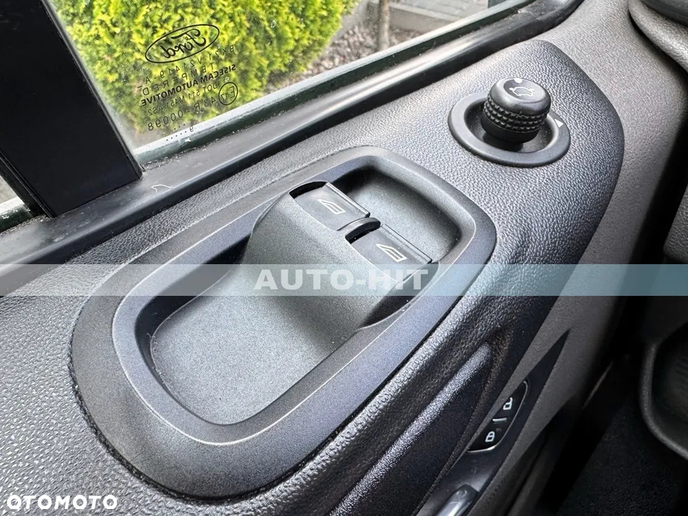 Ford Transit - 28