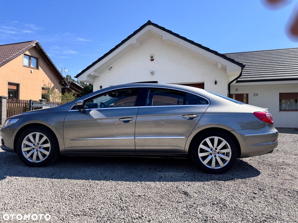Volkswagen Passat CC 2.0 TDI BlueMotion Technology Exclusive - 26