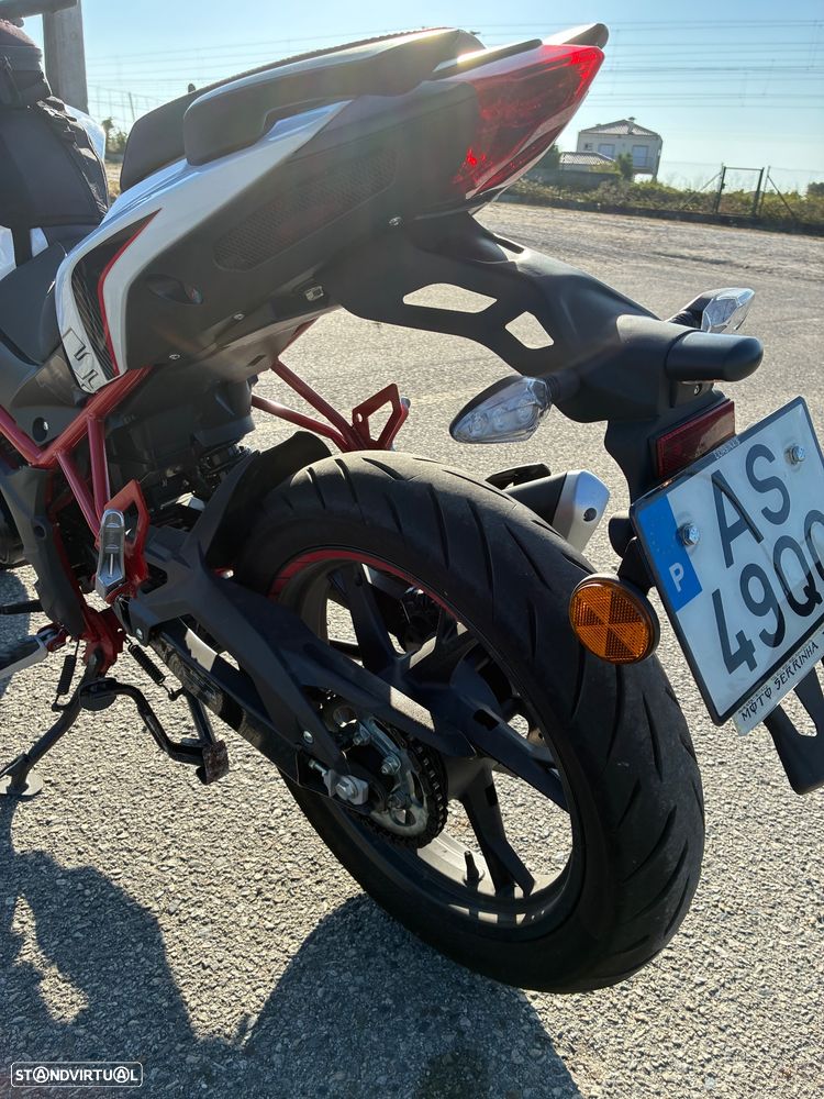Benelli BN 125 - 6