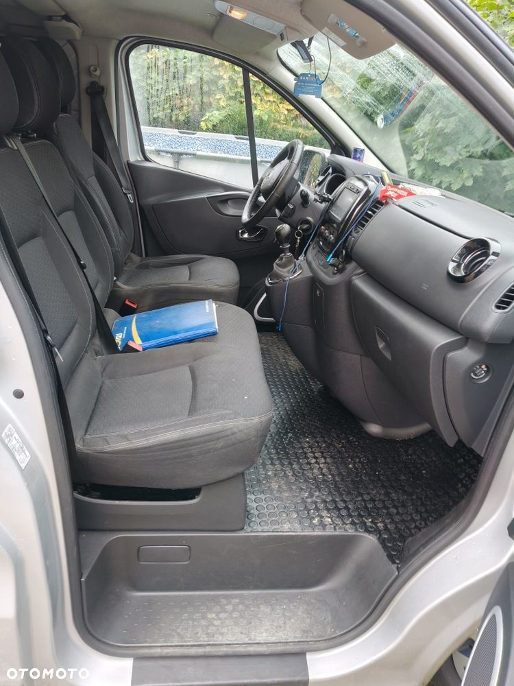 Opel Vivaro - 6