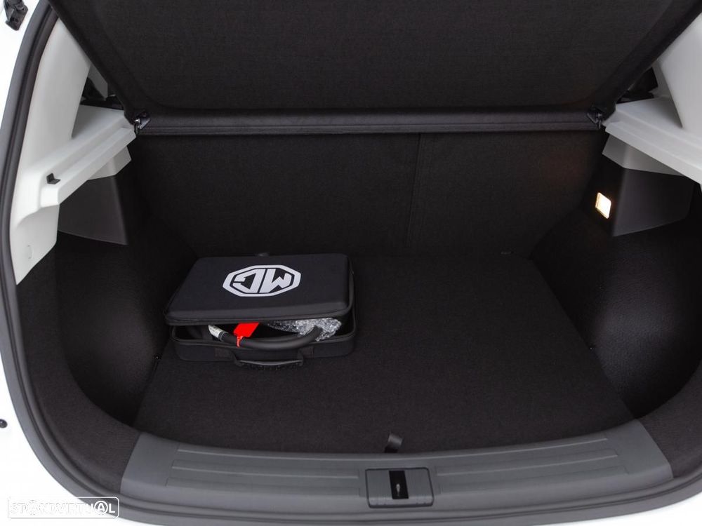 MG ZS EV 72.6 kWh Luxury - 14
