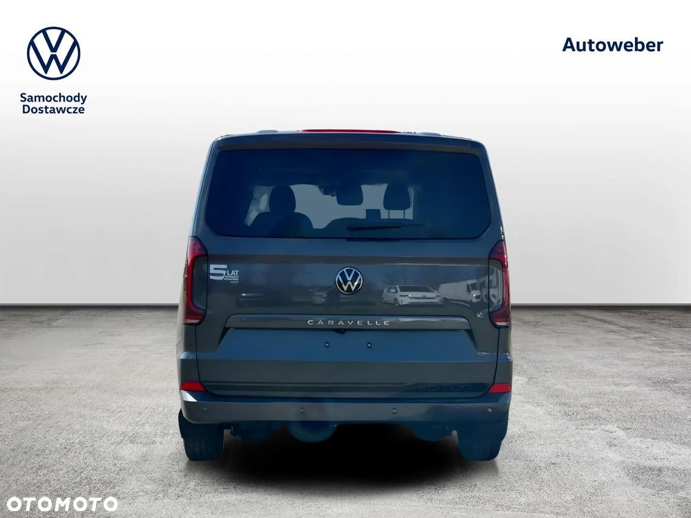 Volkswagen Caravelle - 4