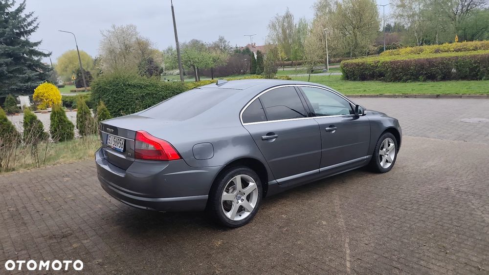 Volvo S80 2.4D5 Executive - 4