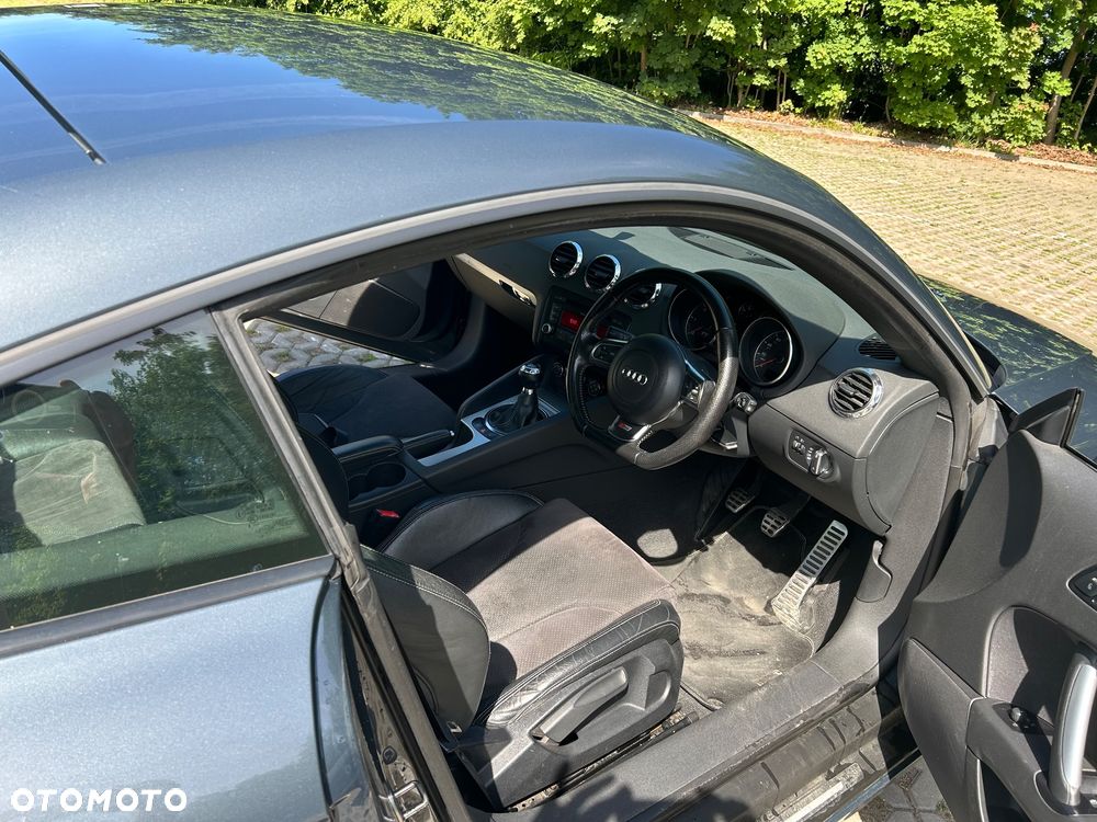 Audi TT Coupé 2.0 TDI Quattro - 4
