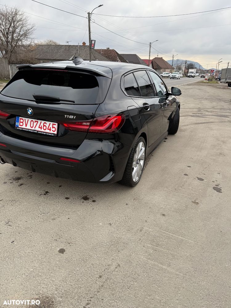 BMW Seria 1 118i Aut. M Sport - 3