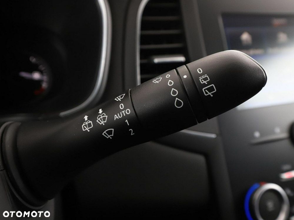 Renault Megane ENERGY TCe 100 EXPERIENCE - 32